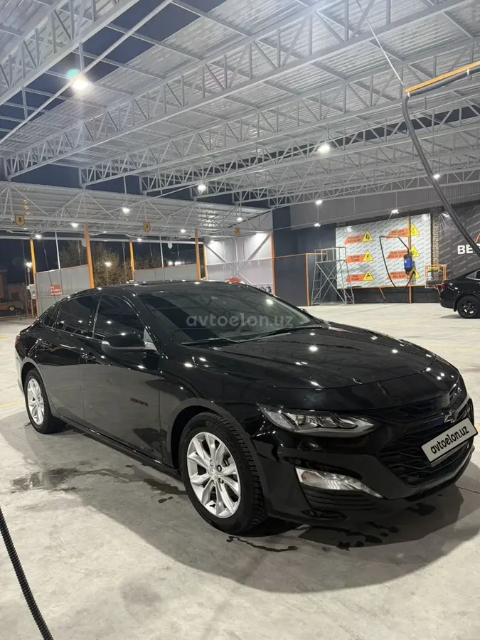 Chevrolet Malibu 2