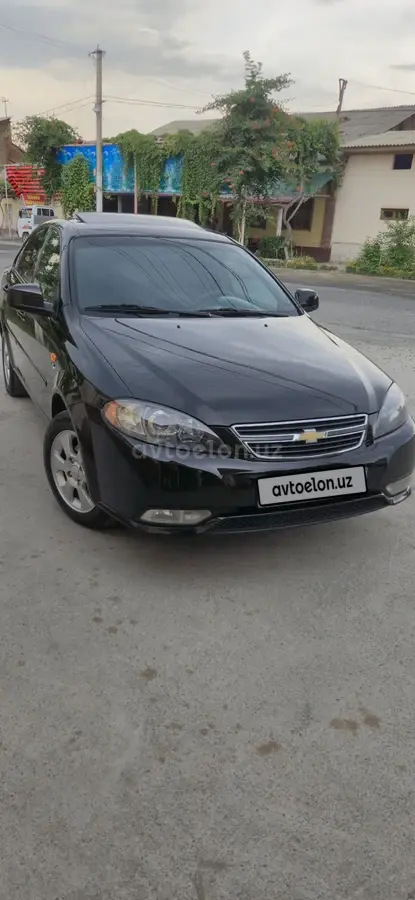 Chevrolet Gentra,  3 позиция