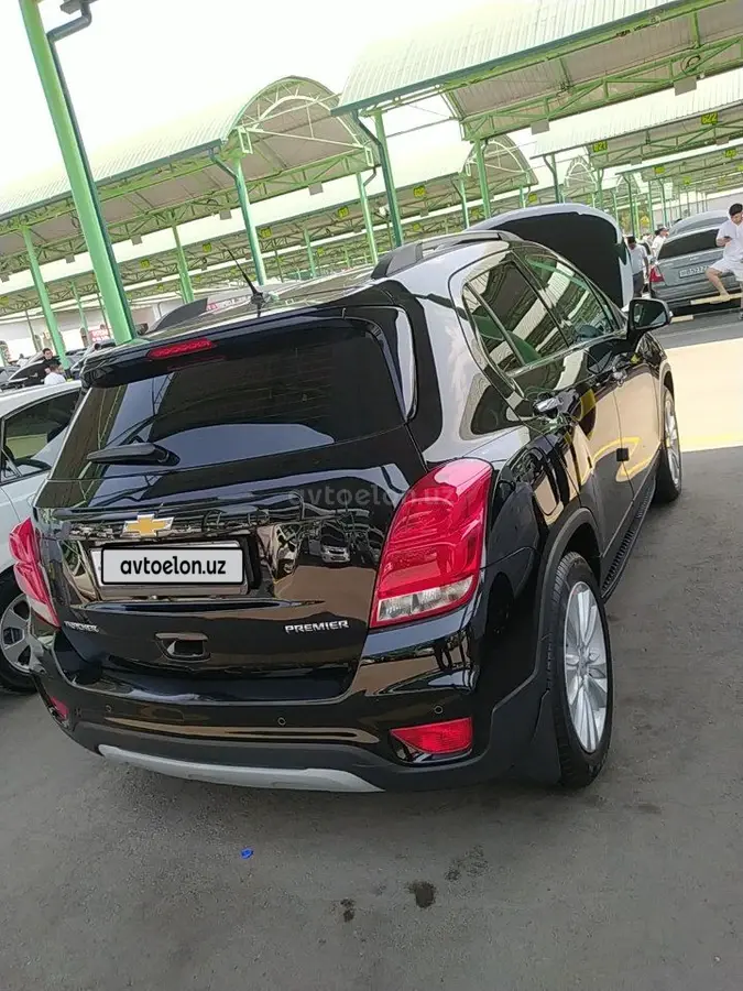 Chevrolet Tracker,  1 позиция