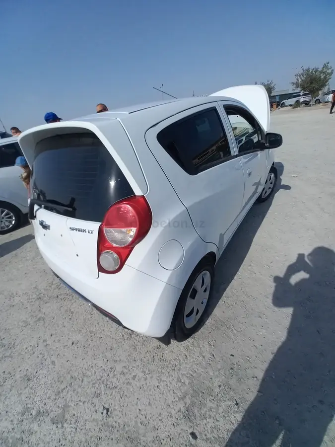 Chevrolet Spark,  2 позиция