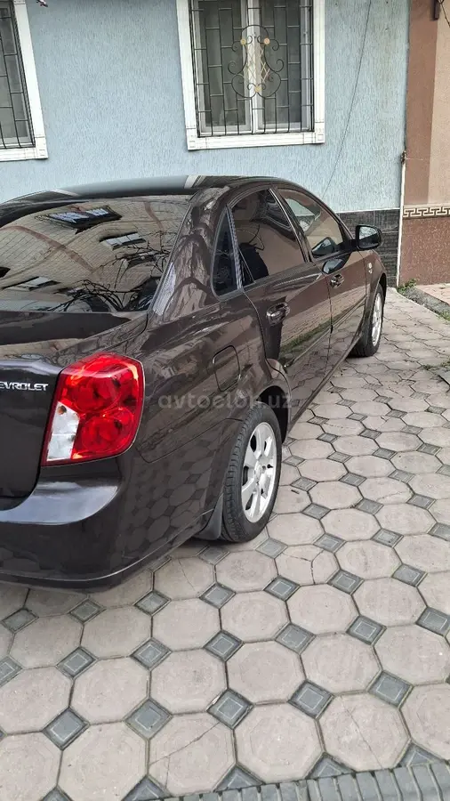 Chevrolet Gentra,  3 позиция