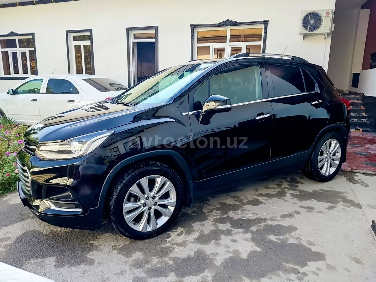 Chevrolet Tracker,  3 позиция