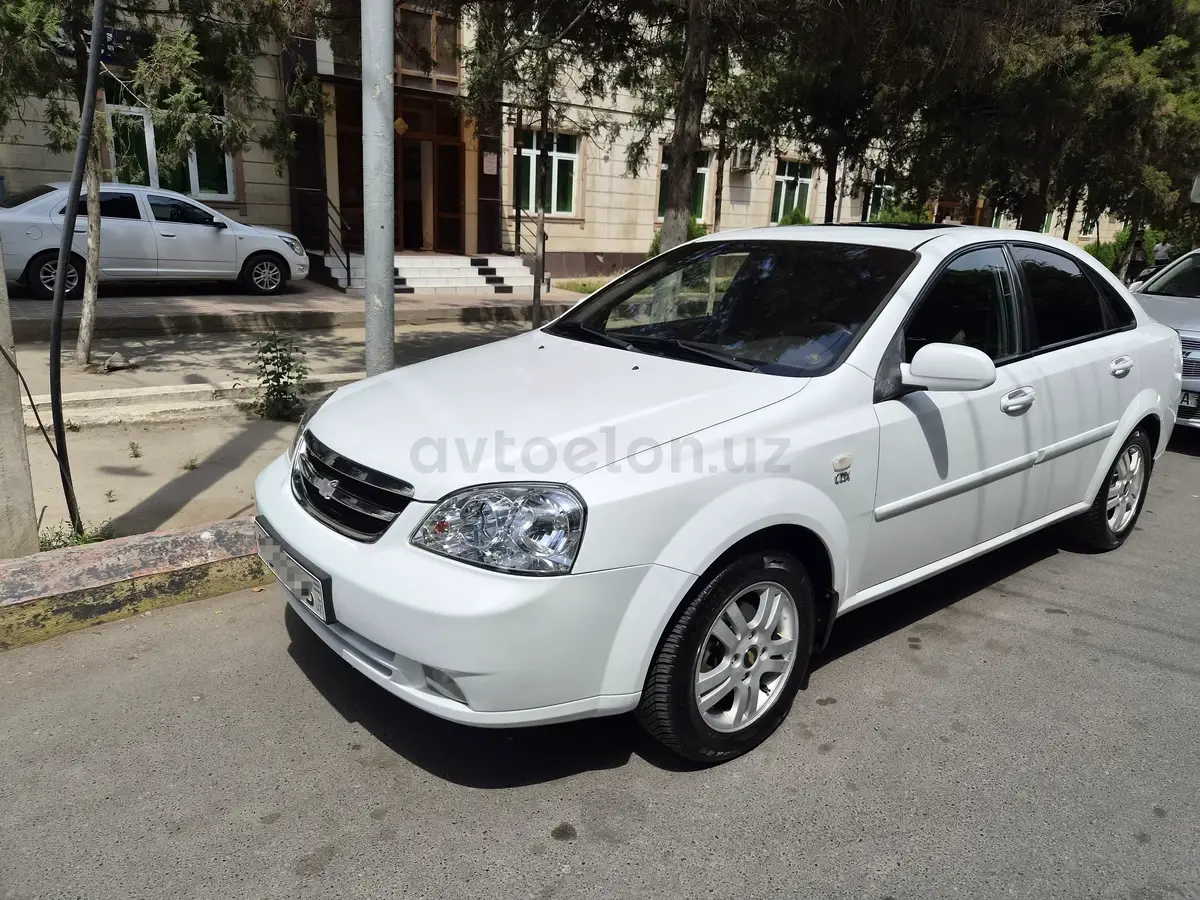 Chevrolet Lacetti,  3 позиция