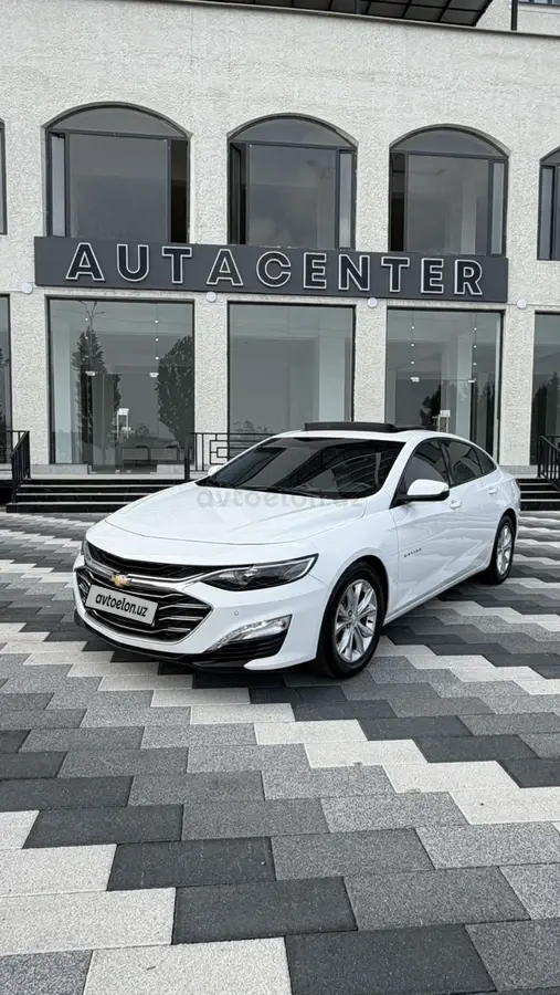 Chevrolet Malibu 2