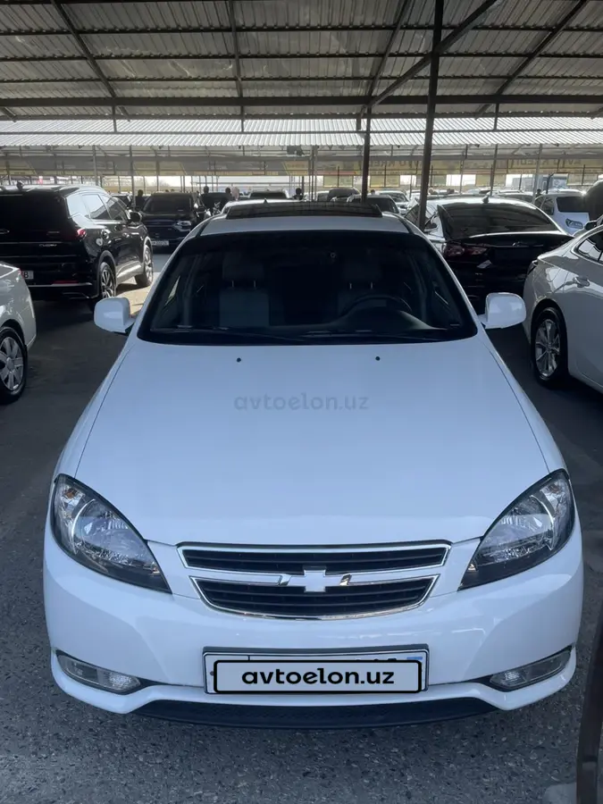Chevrolet Gentra,  3 позиция