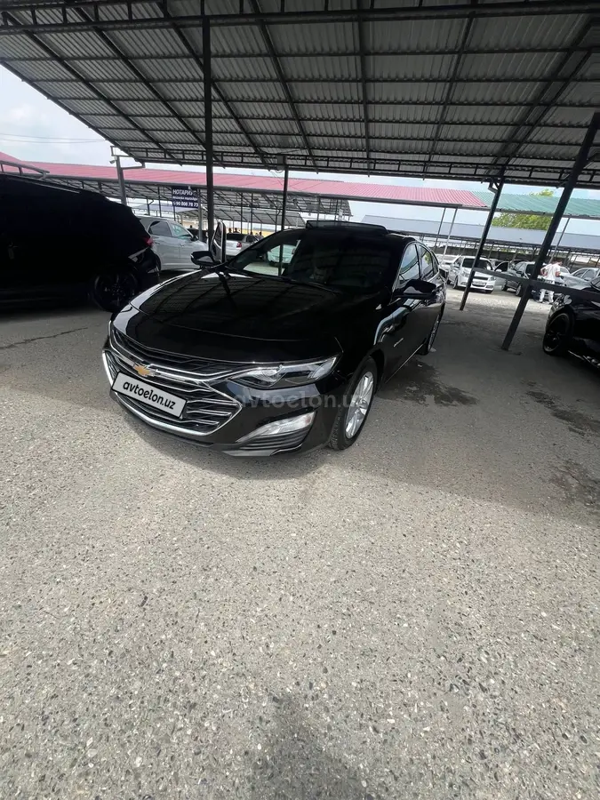 Chevrolet Malibu 2