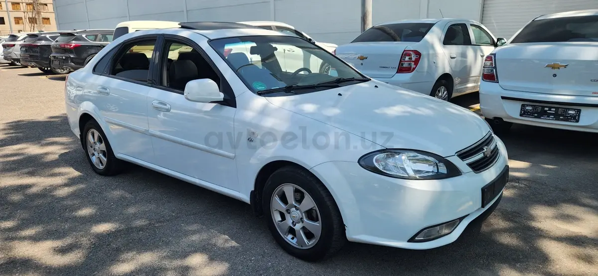 Chevrolet Lacetti,  3 позиция