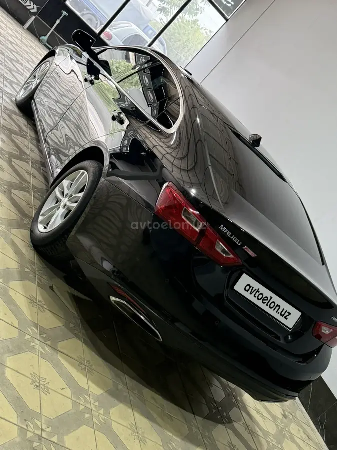 Chevrolet Malibu 2