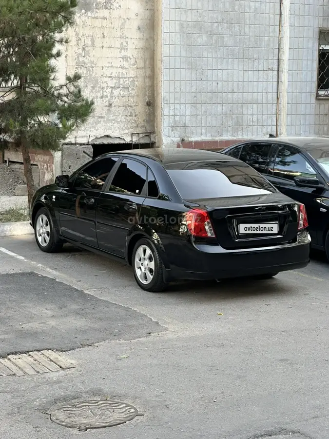 Chevrolet Gentra,  3 позиция