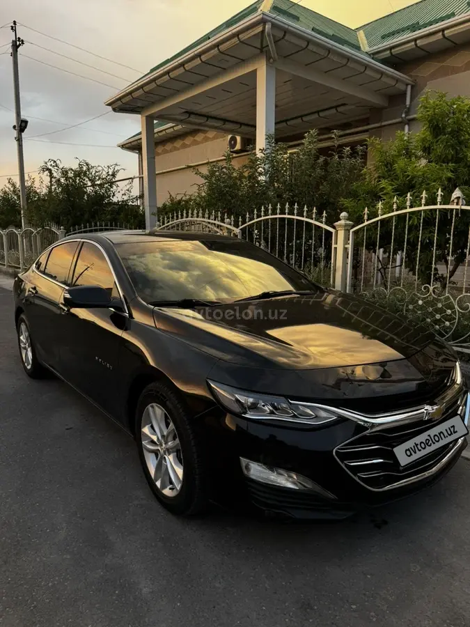 Chevrolet Malibu 2