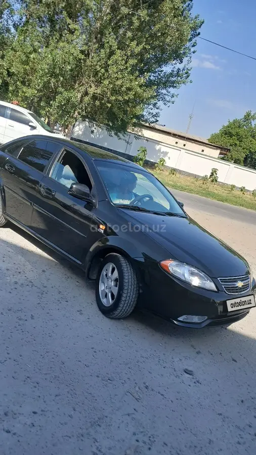 Chevrolet Gentra,  3 позиция