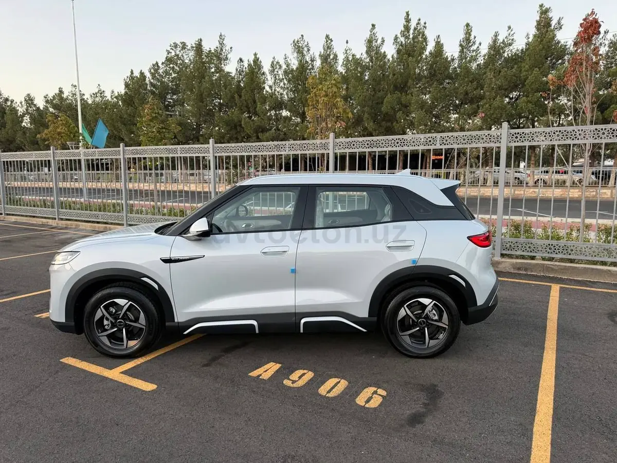 BYD Yuan UP