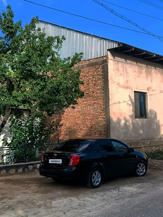 Chevrolet Gentra,  3 позиция