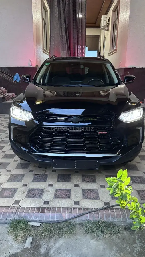 Chevrolet Tracker 2