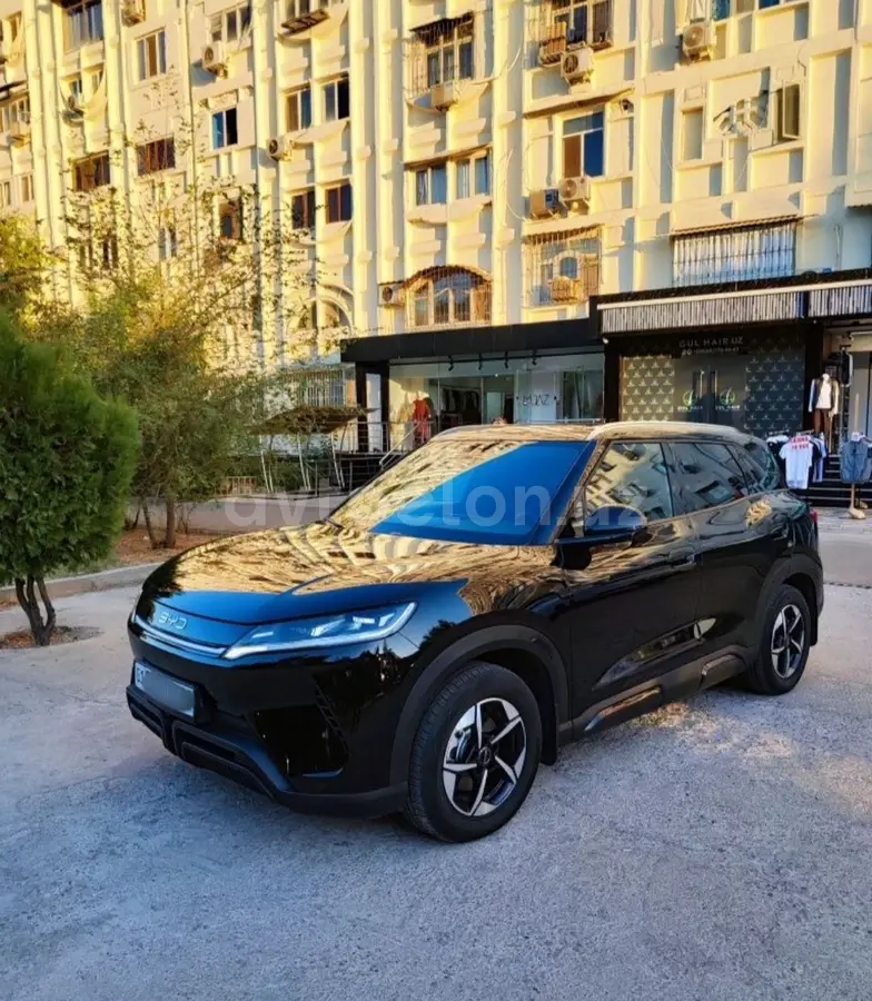 BYD Yuan UP