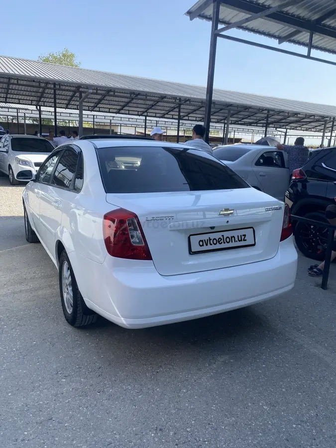 Chevrolet Lacetti,  3 позиция