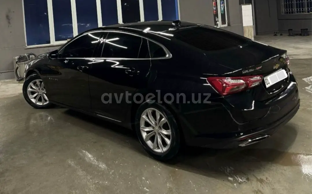 Chevrolet Malibu 2