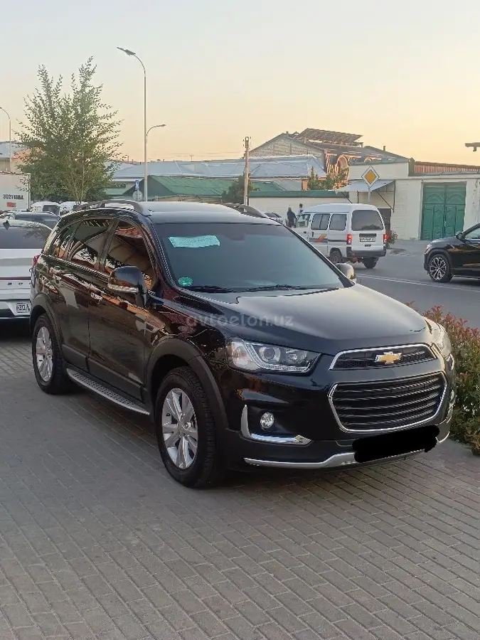 Chevrolet Captiva,  4 позиция