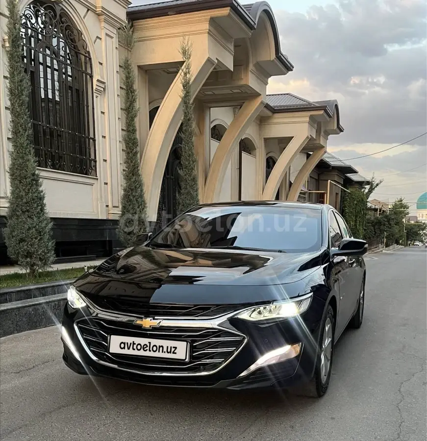 Chevrolet Malibu 2