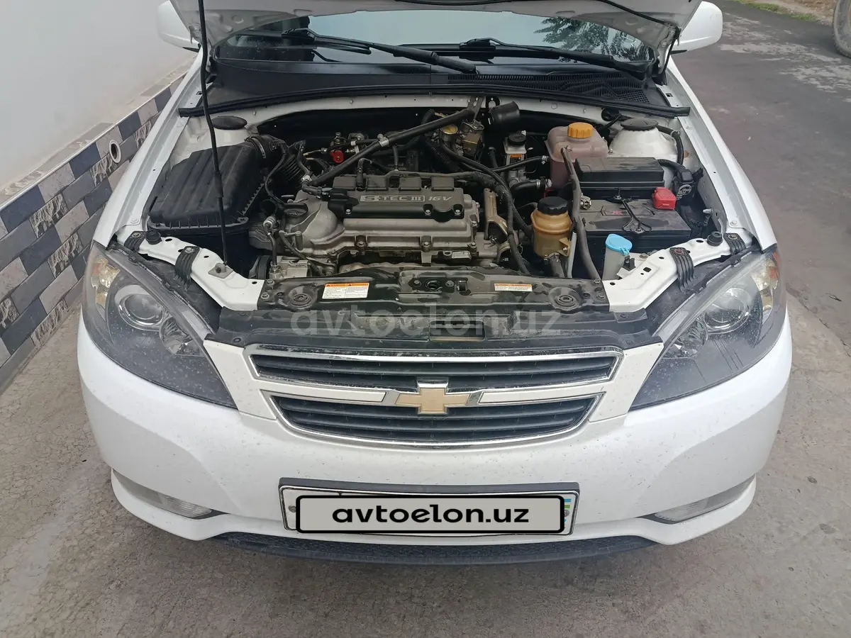 Chevrolet Gentra,  3 позиция