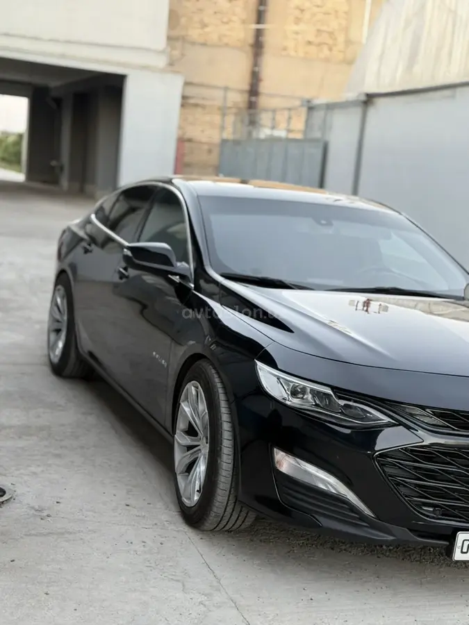 Chevrolet Malibu 2