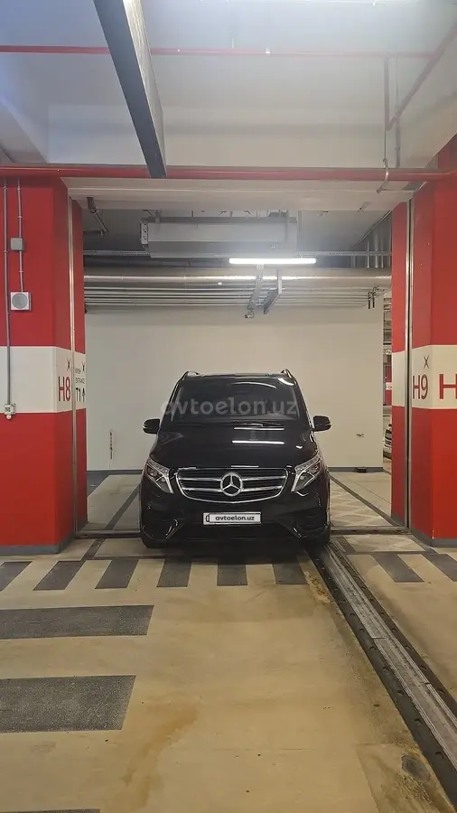 Mercedes-Benz V 250
