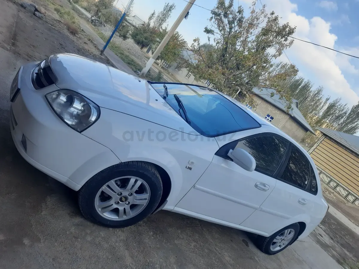 Chevrolet Lacetti,  2 позиция