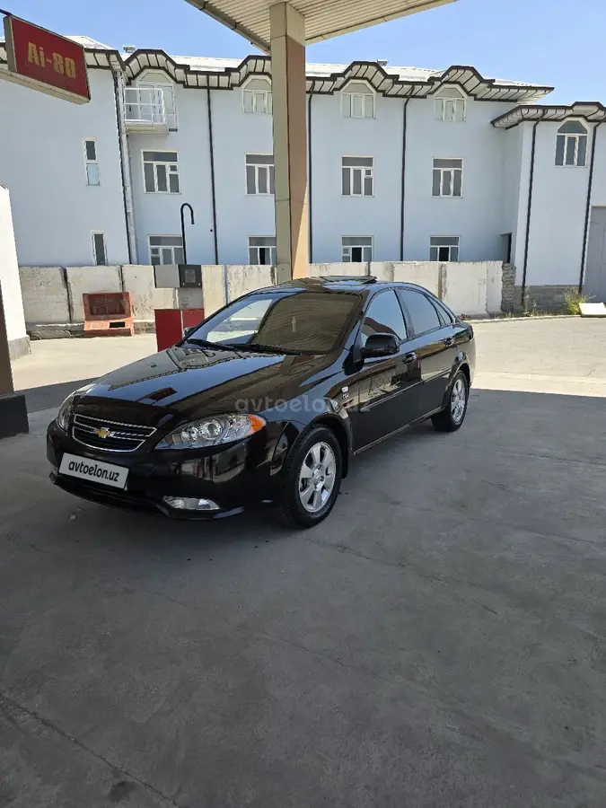 Chevrolet Gentra,  3 позиция