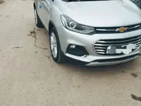 Серый Chevrolet Tracker, 1 позиция 2019 года, КПП Автомат, в Риштанский район за 12 500 y.e. id7102177