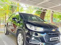 Черный Chevrolet Tracker, 3 позиция 2019 года, КПП Автомат, в Ташкент за 10 000 y.e. id7585379