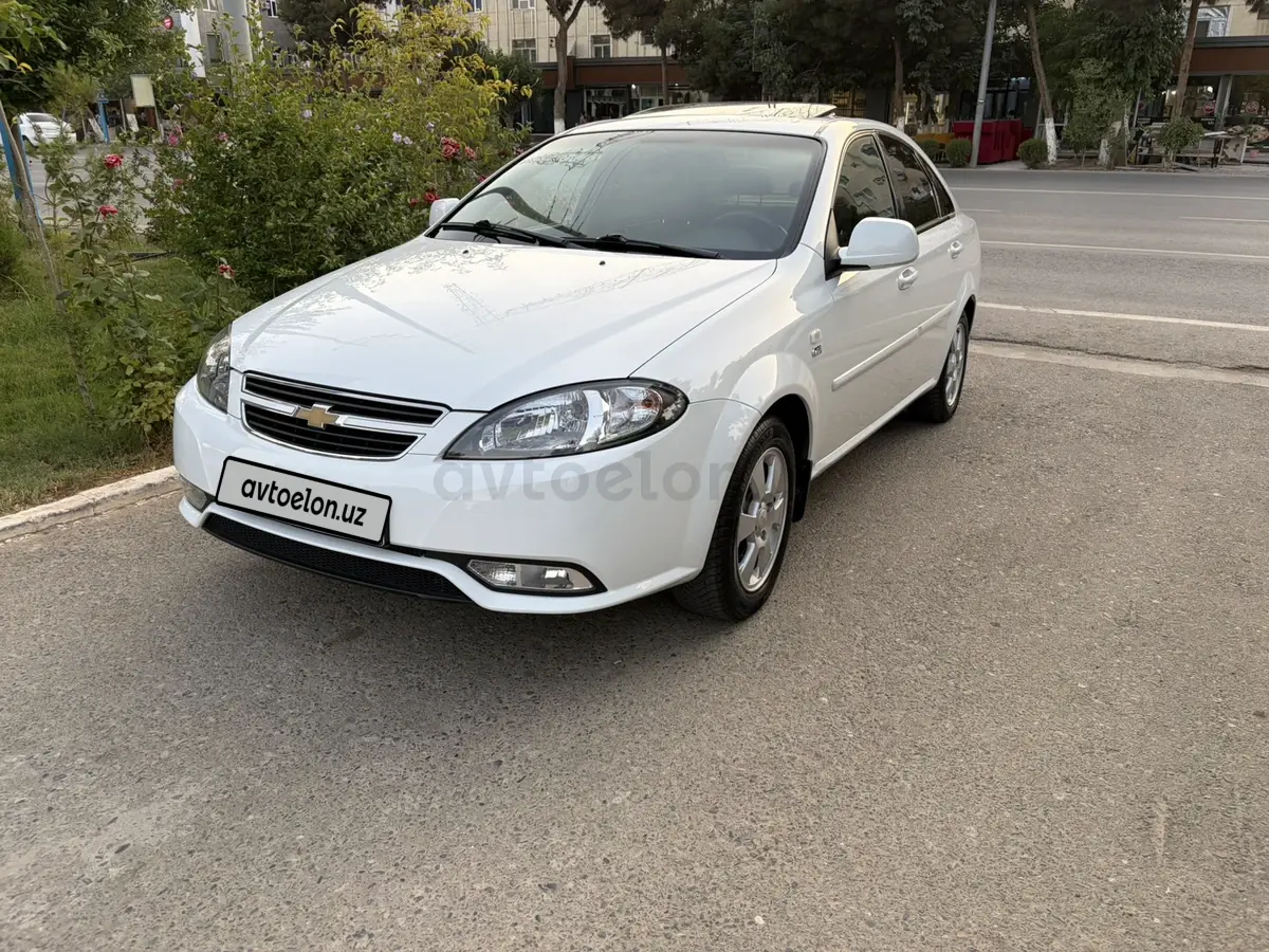 Chevrolet Gentra,  3 позиция
