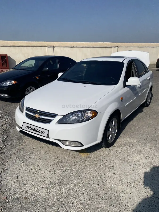 Chevrolet Gentra,  3 позиция