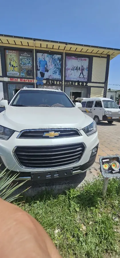 Chevrolet Captiva,  3 позиция