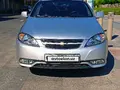 Chevrolet Gentra,  1 позиция Газ-бензин