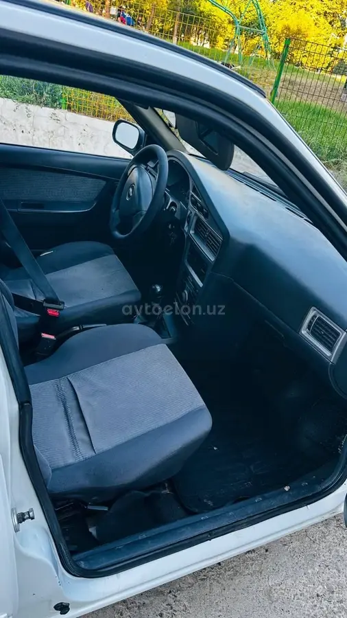 Chevrolet Nexia 2,  3 позиция SOHC