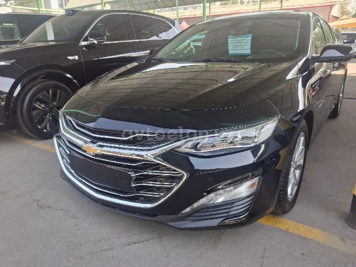 Chevrolet Malibu 2