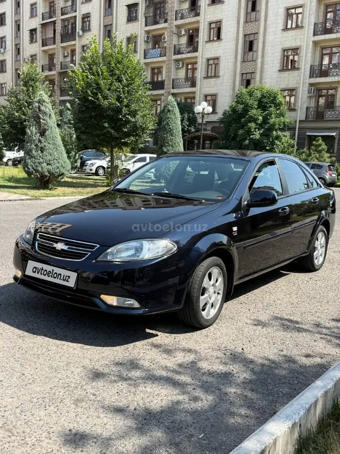 Chevrolet Lacetti,  3 позиция