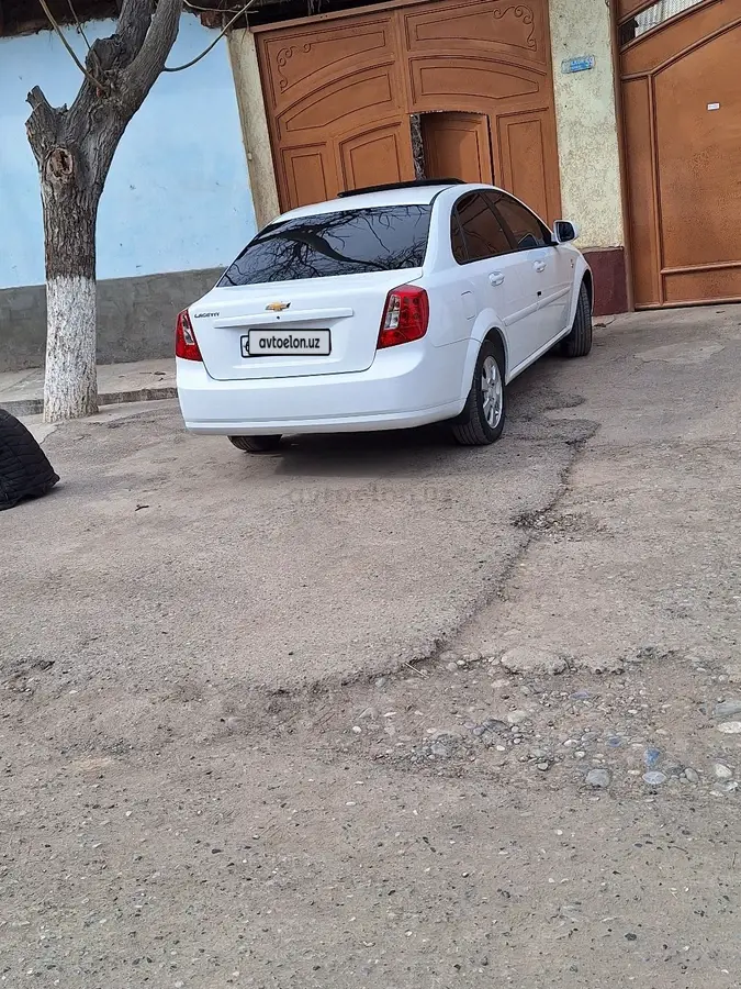 Chevrolet Gentra,  3 позиция