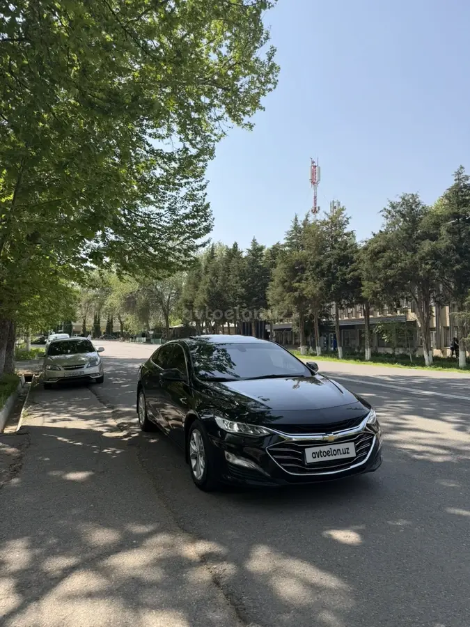 Chevrolet Malibu 2
