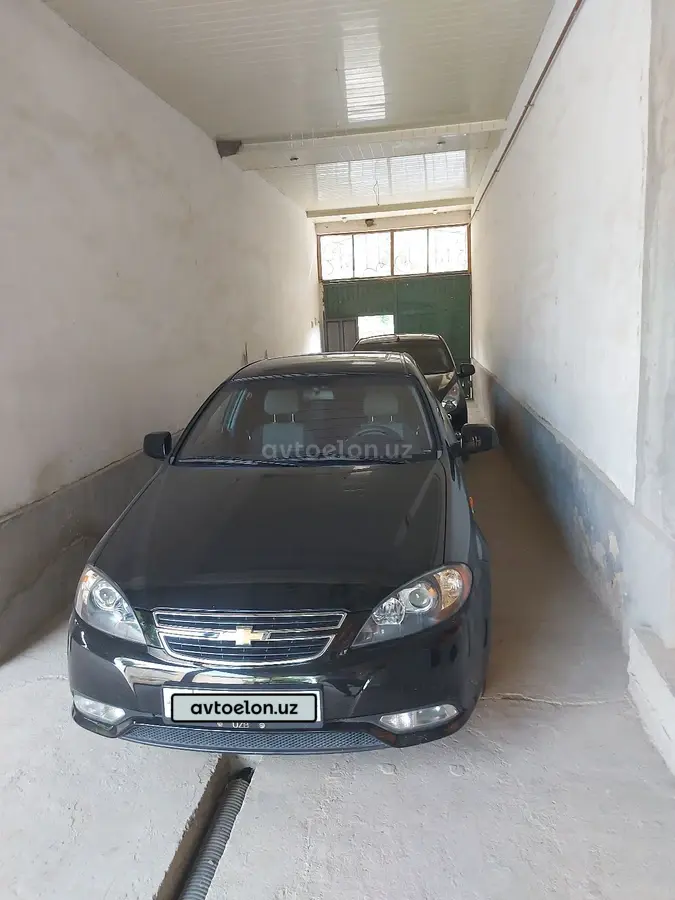 Chevrolet Gentra,  3 позиция