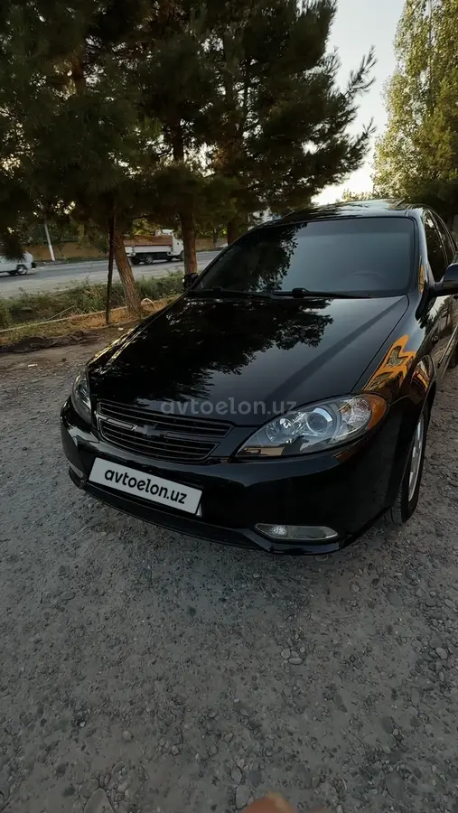 Chevrolet Gentra,  3 позиция