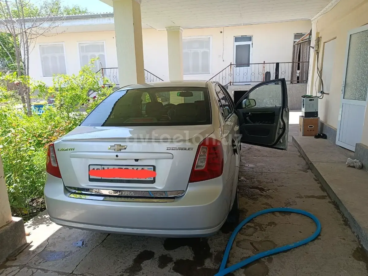 Chevrolet Gentra,  2 позиция