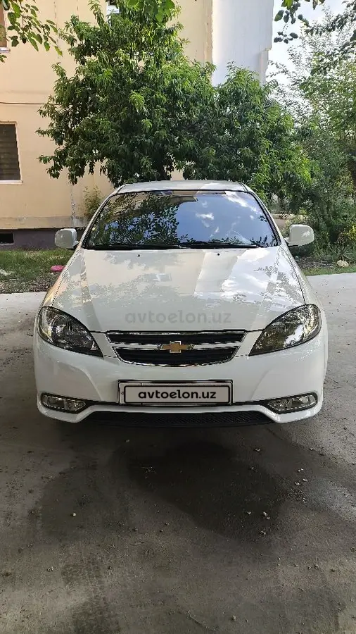 Chevrolet Gentra,  1 позиция