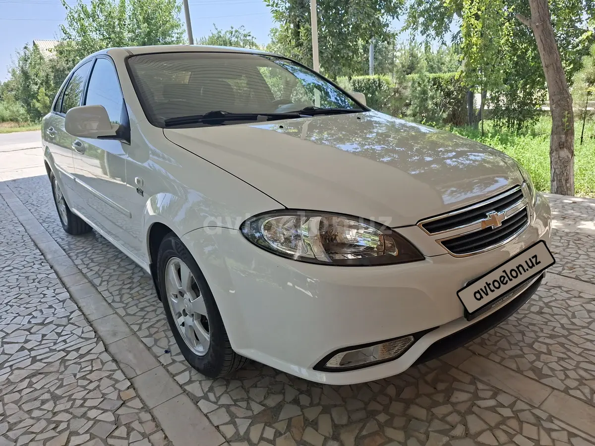 Chevrolet Gentra,  3 позиция