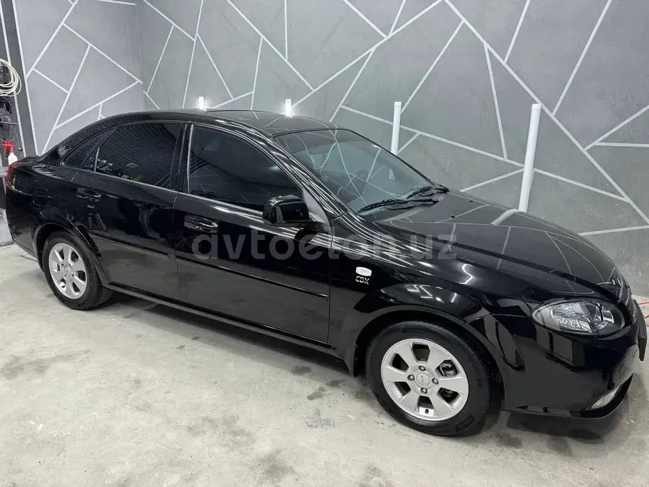 Chevrolet Lacetti,  3 позиция