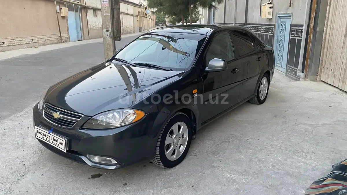 Chevrolet Gentra,  3 позиция
