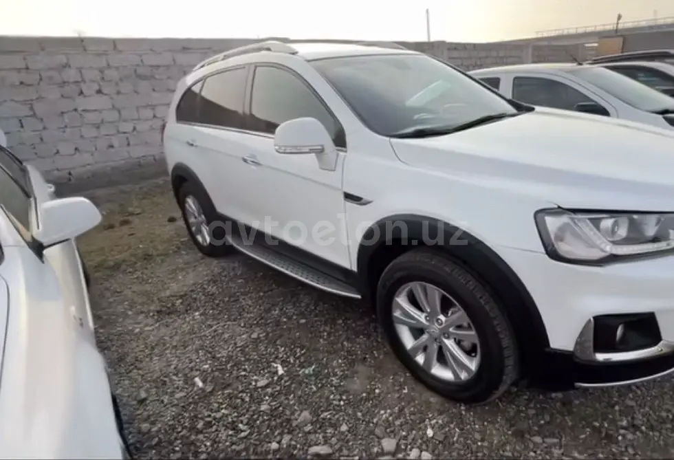 Chevrolet Captiva,  2 позиция