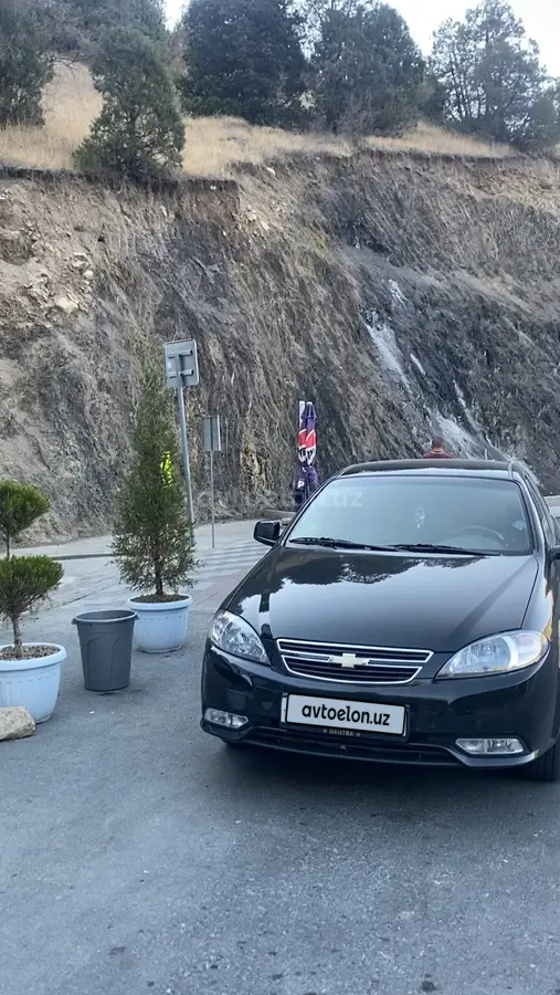 Chevrolet Lacetti,  2 позиция