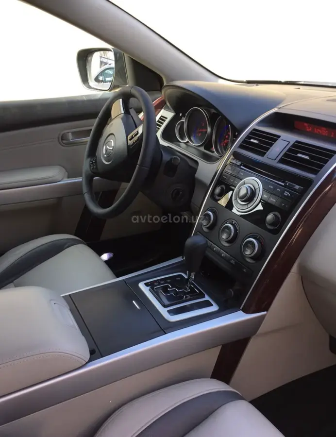 Mazda CX-9