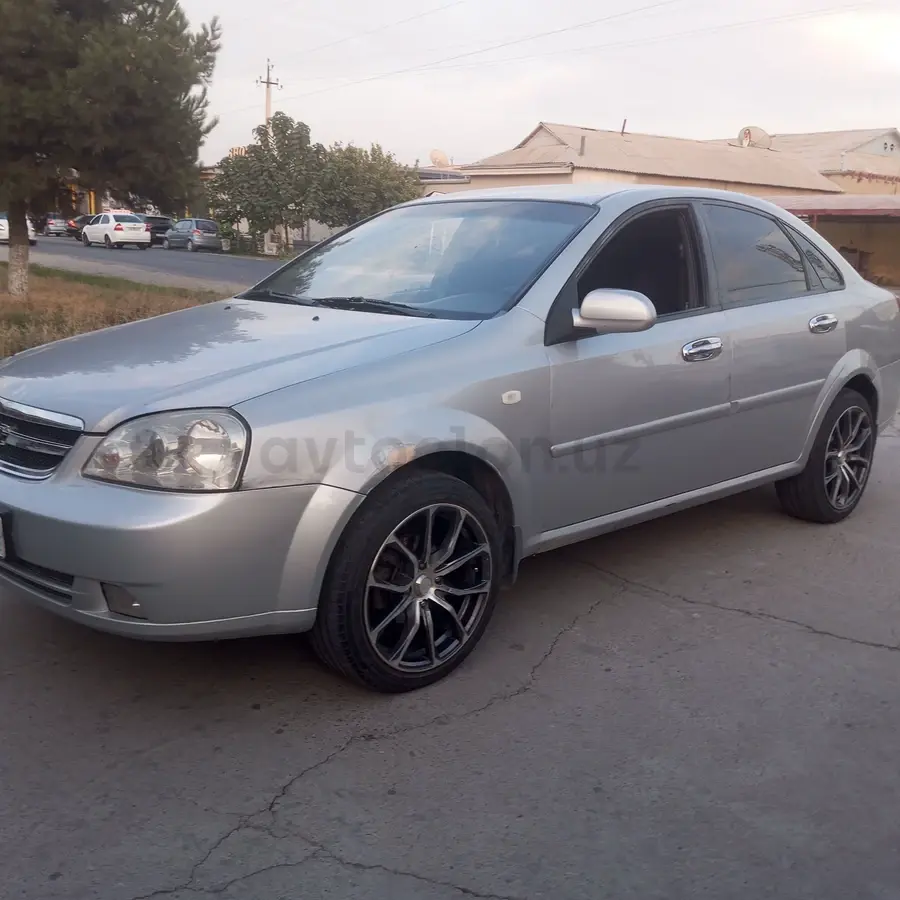 Chevrolet Lacetti,  2 позиция